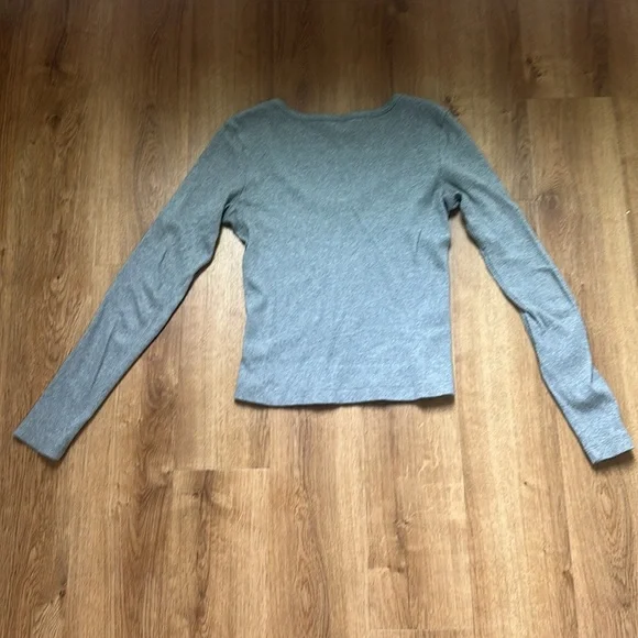 Universal Thread Ribbed V-neck Long Sleeve Top - Picture 4 of 5